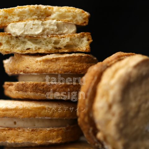 黒背景での洋菓子撮影